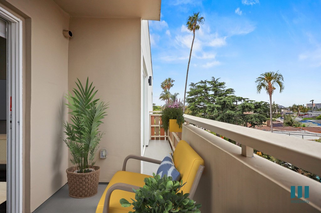 Spacious Patio - Pacific Floor Plan