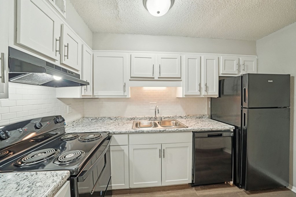 Stainless Steel Appliances at Hills at Hoover Apartments, Hoover Alabama