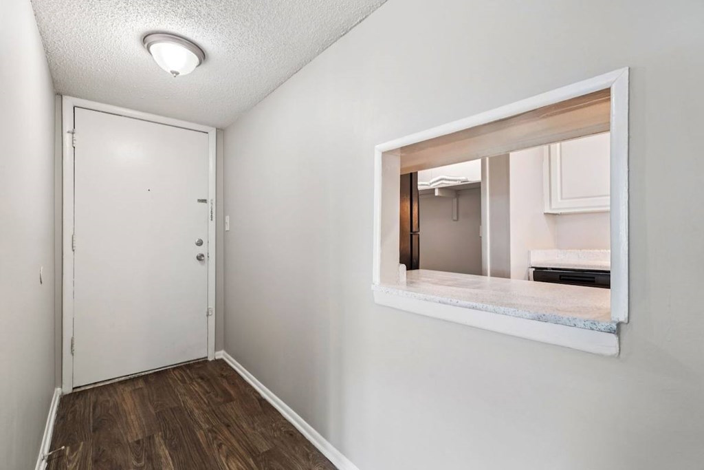Hallway And Kitchen View at Hills at Hoover Apartments, Hoover, AL