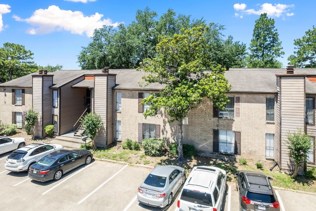 Hudson at Westchase Apartments for rent in Houston, TX 77082