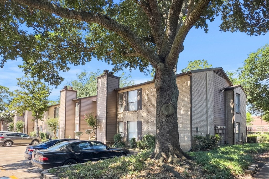 Parking at Hudson at Westchase Apartments in Houston, TX