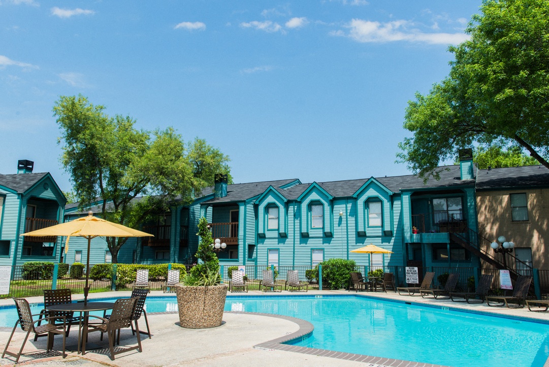 Waters At Westchase Apartments, 11490 Harwin Drive, Houston, TX RentCafe