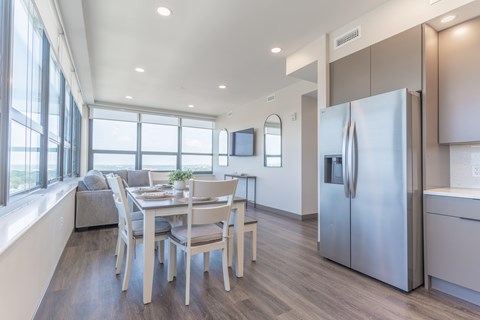 211 W. Washington St. Studio-3 Beds Apartment for Rent
