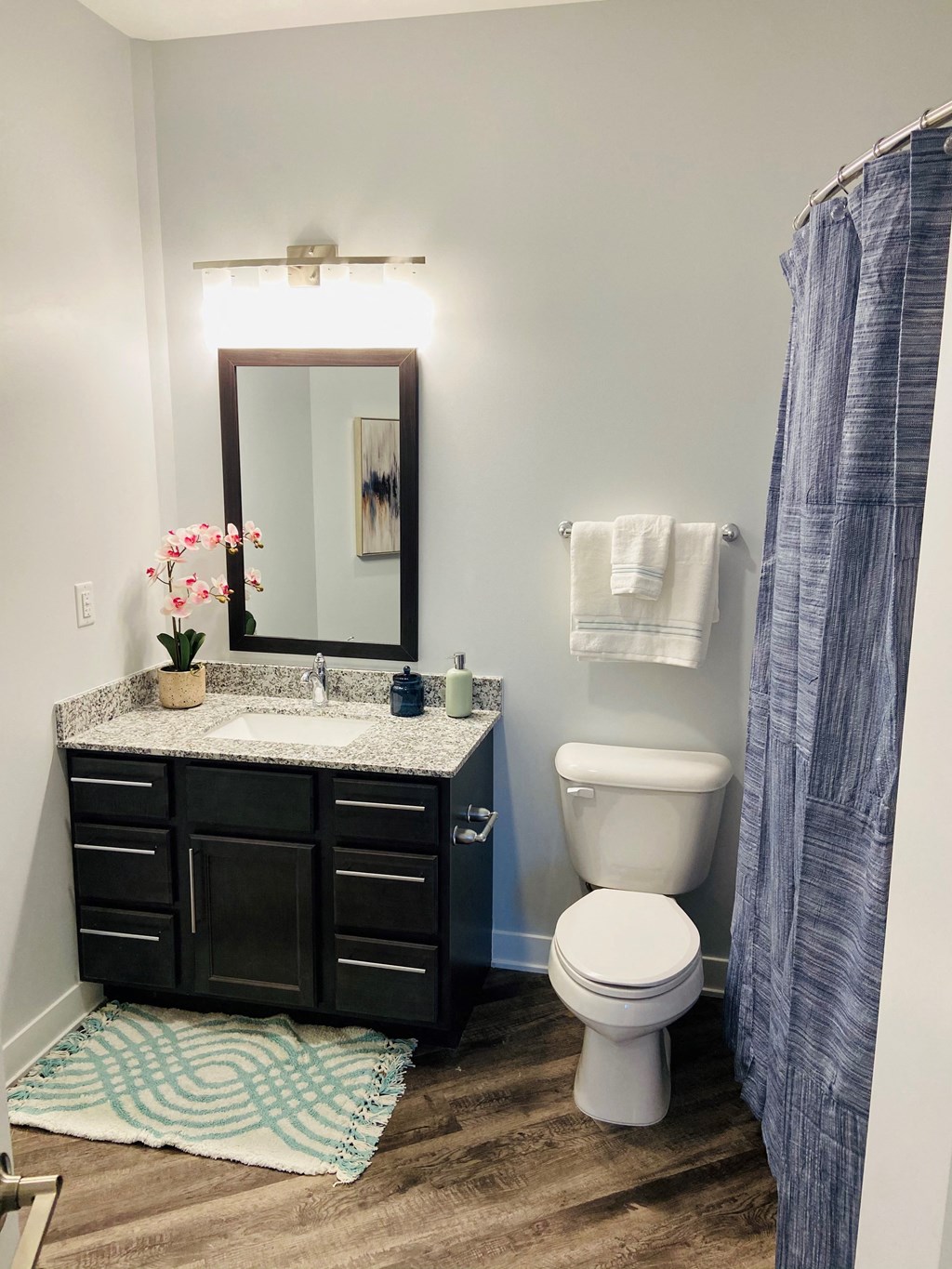 Luxurious Bathrooms at River Point West Apartments, Elkhart, Indiana