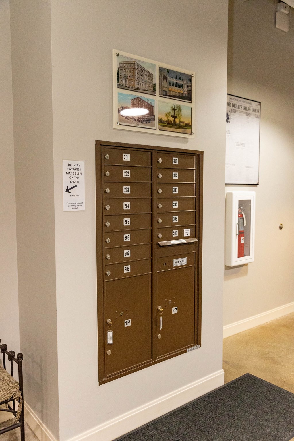 a lockers in the corner of a wall next to a
