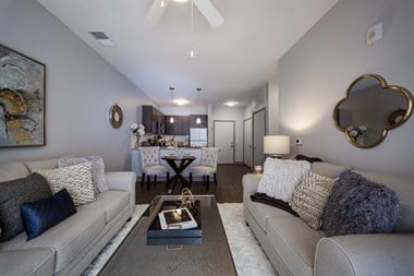 Waveland Living Room at The Ivy at Berlin Place, South Bend, IN, 46601