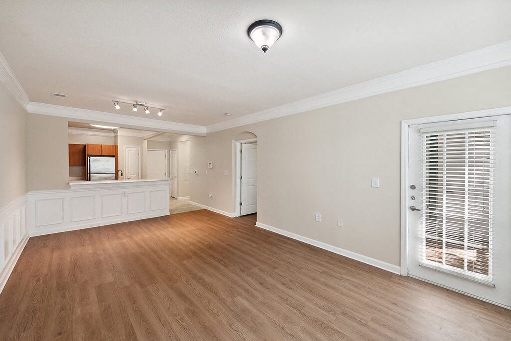 Apartment dining area at Westerchester at the Pavillions in Waldorf MD