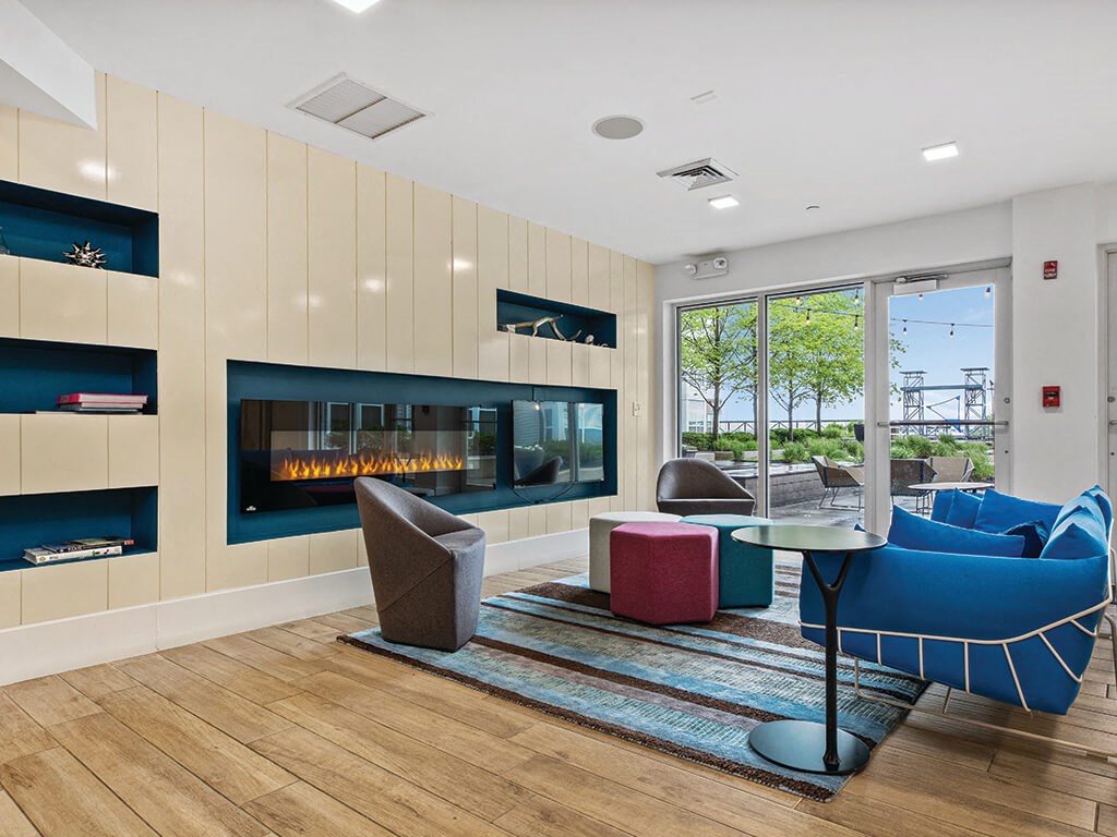 Common room at Axis Admirals Hill Apartments in Chelsea MA