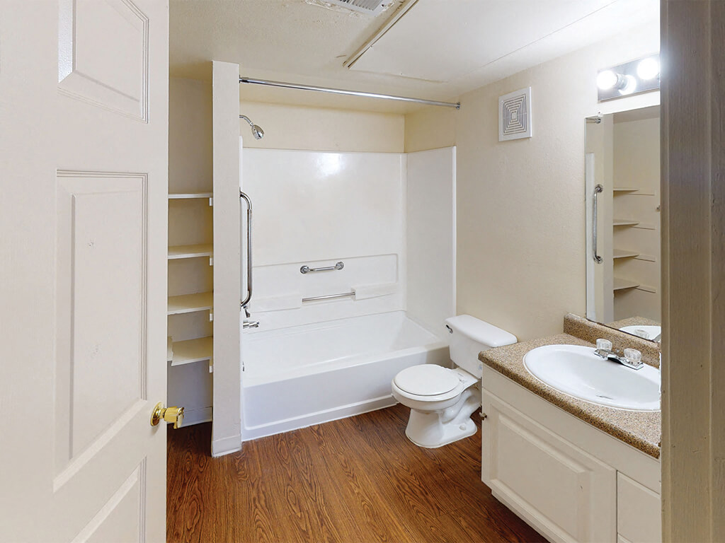 Bathroom 2 at Paradise Oaks Austin TX