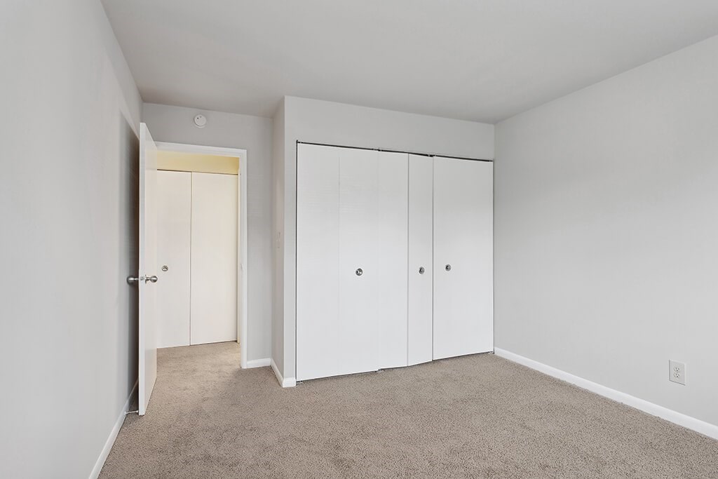 Bedroom with closet at Villages at Marley Station in Glen Burnie MD