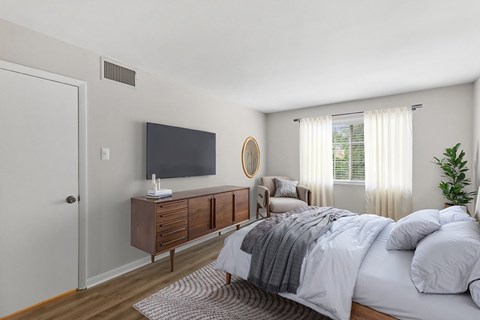 Bedroom at Leesburg Apartments in Leesburg VA