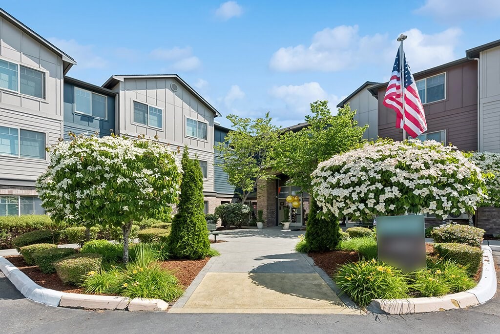 Building exterior at Alderwood Court in Lynnwood WA