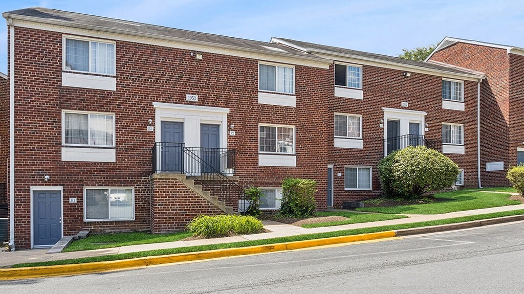 Building Exterior at Barrington Apartments in Silver Spring MD