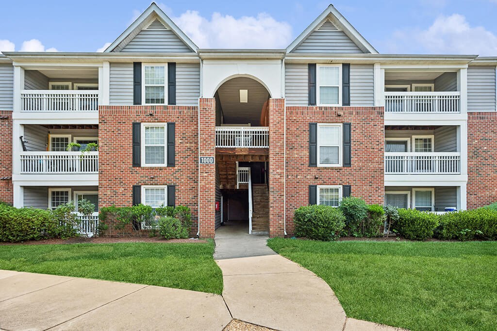 Building exterior and balconies at Weston Circle Apartments in Fredericksburg VA