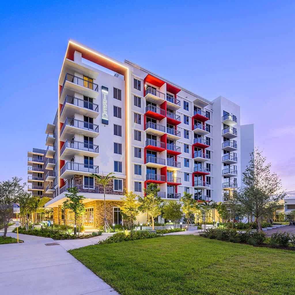 Building at dusk at Treo Apartments in Fort Lauderdale FL