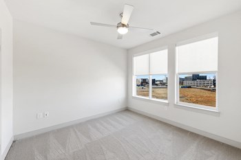 2249 Woodland Grove Place Studio-2 Beds Apartment for Rent - Photo Gallery 6