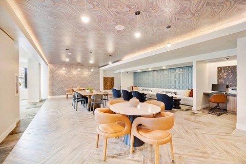 Co Working Lounge at 1810 Main Apartments in Houston TX