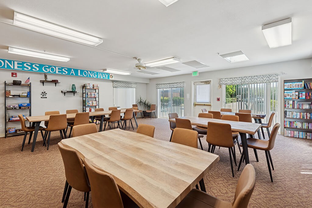 Community room at Lakewood Meadows Apartments in Lakewood WA