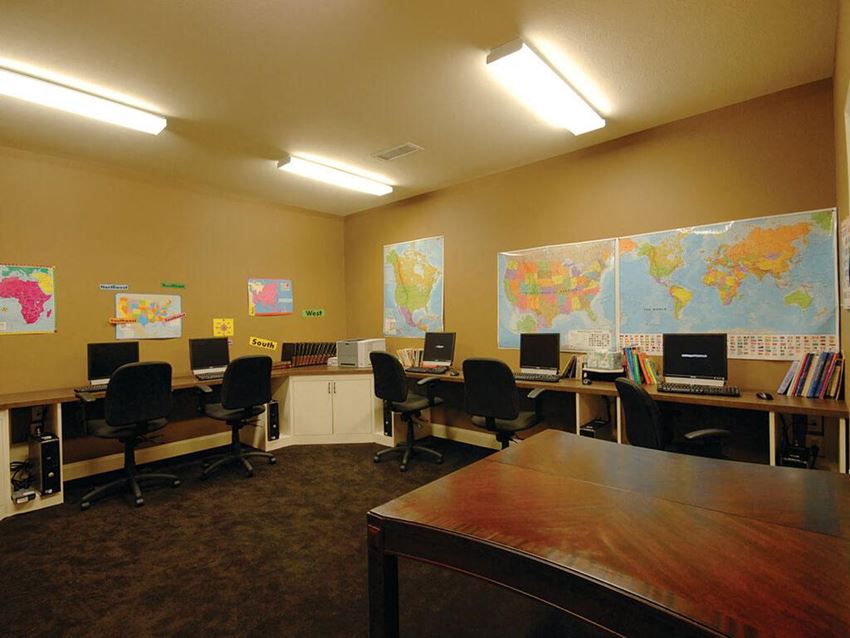 The Barrington Apartments, 1970 Rosemary Hills Dr, Silver Spring, MD