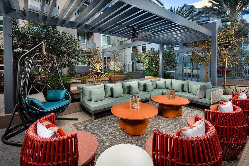 Courtyard Recess Seating Area at Chroma Apartment Homes in Canoga Park CA