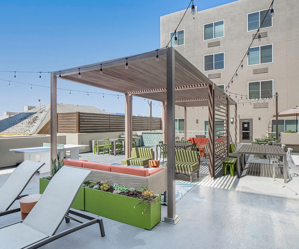 Courtytard Upper Level at il Palazzo Apartments in San Diego CA