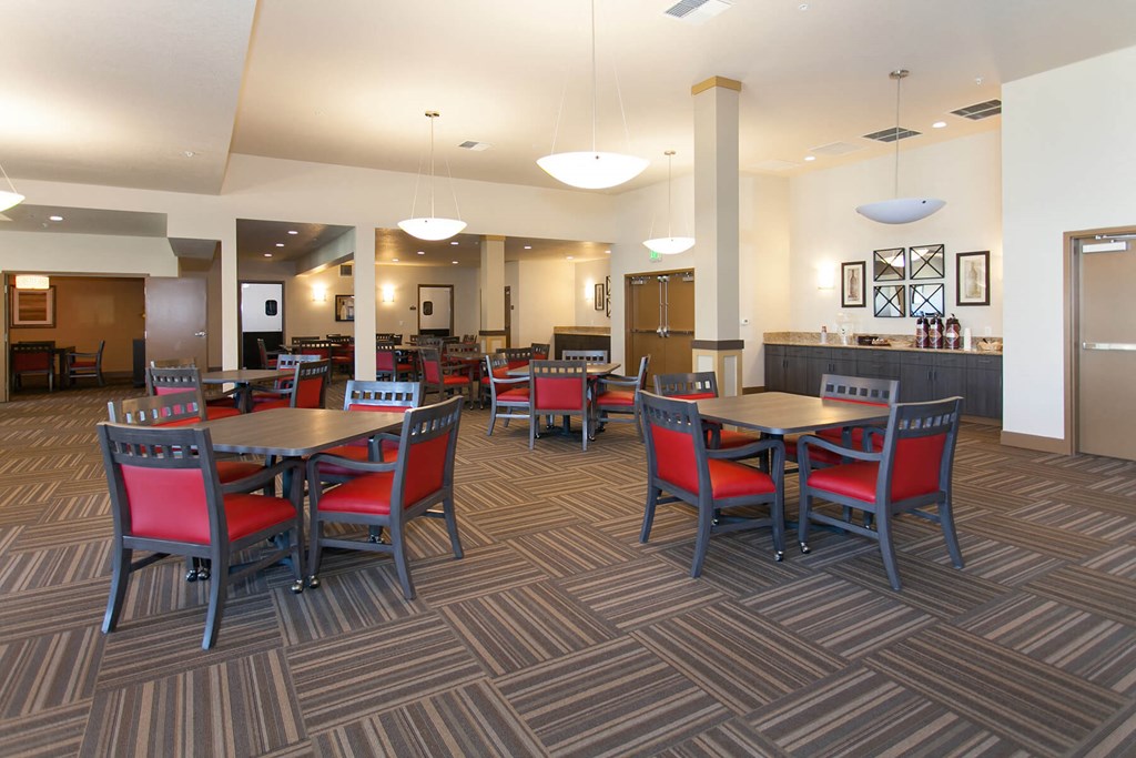 The Lodge At Morgan Hill Apartments