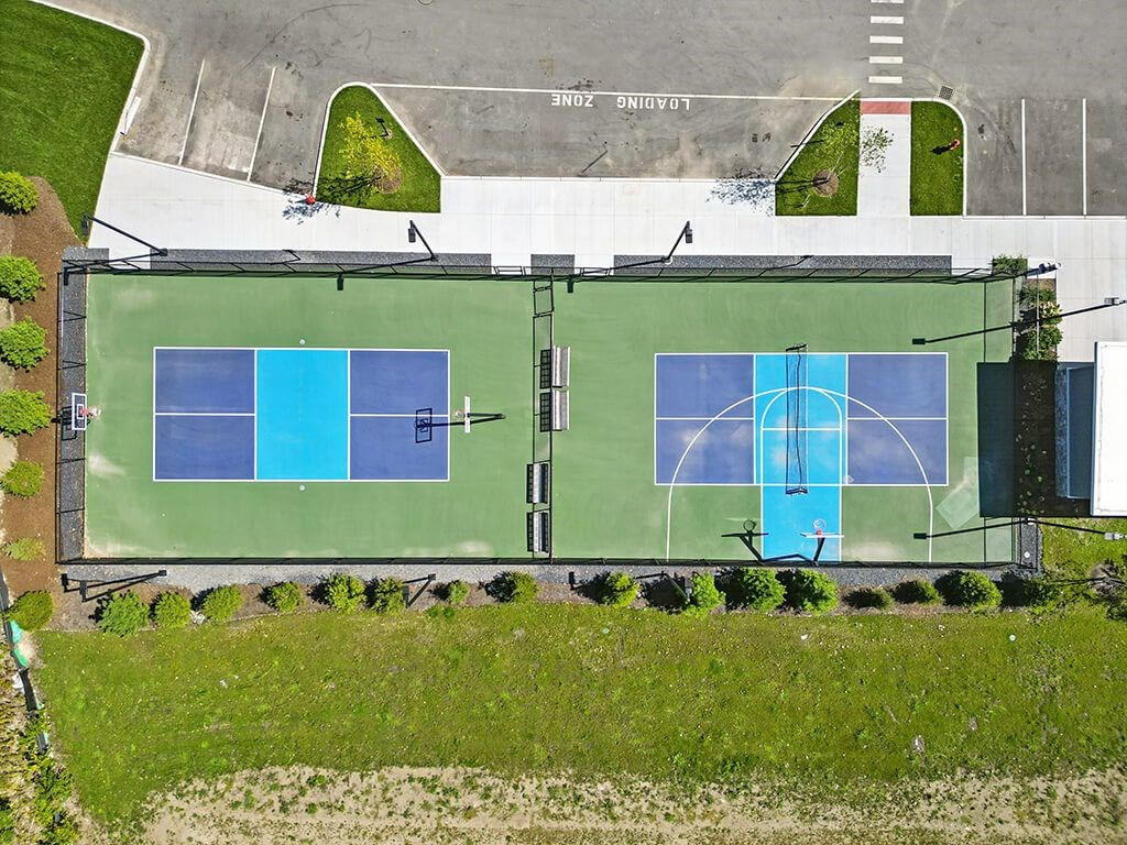 Sports court at Station 316 Apartments in Woburn MA