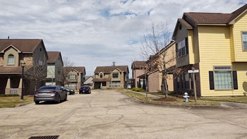 Exterior building view at Sheldon Ranch in Channelview, TX - Photo Gallery 2
