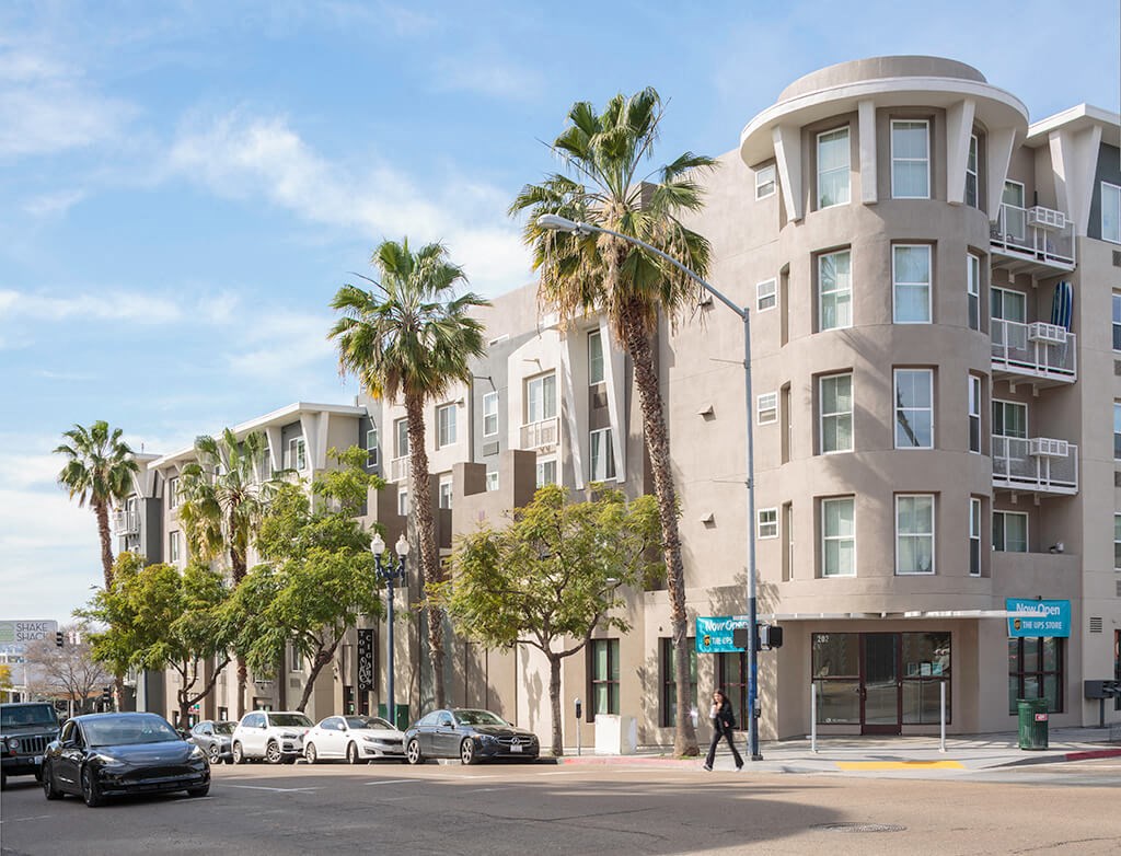 Exterior Building Corner at il Palazzo Apartments in San Diego CA