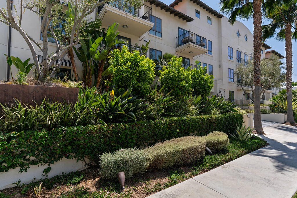 Exterior Building and Landscape