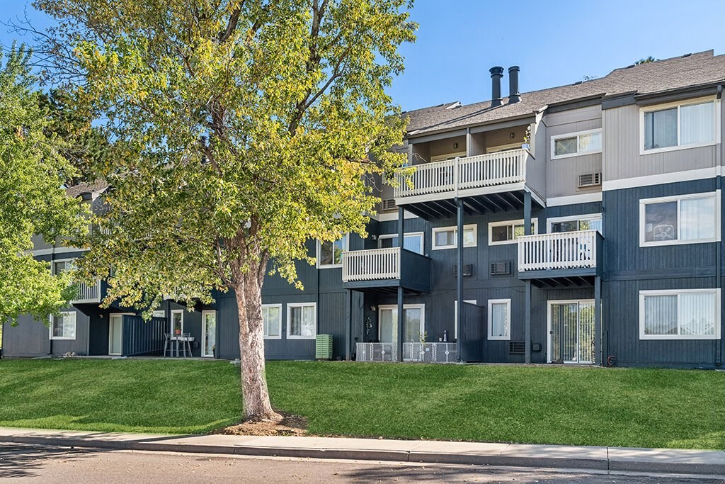 Exterior Buildings and Landscape at The Pines in Lakewood CO