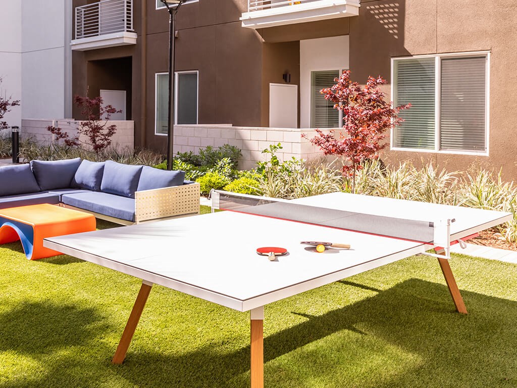 Exterior Courtyard Backyard Ping Pong Table at Embark Apartments in Fremont CA