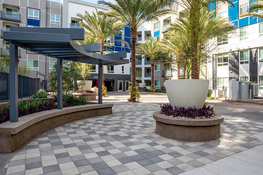 Exterior Courtyard Unify Landscaping at Chroma Apartment Homes in Canoga Park CA