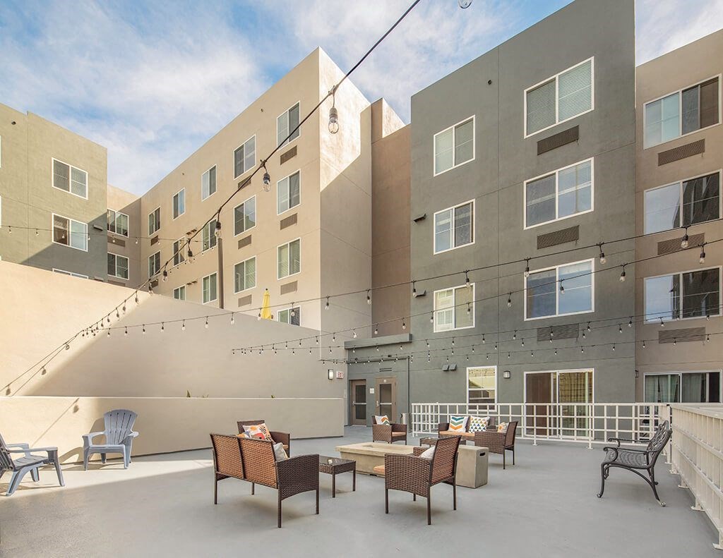 Exterior Courtyard at Il Palazzo Apartments in San Diego, CA