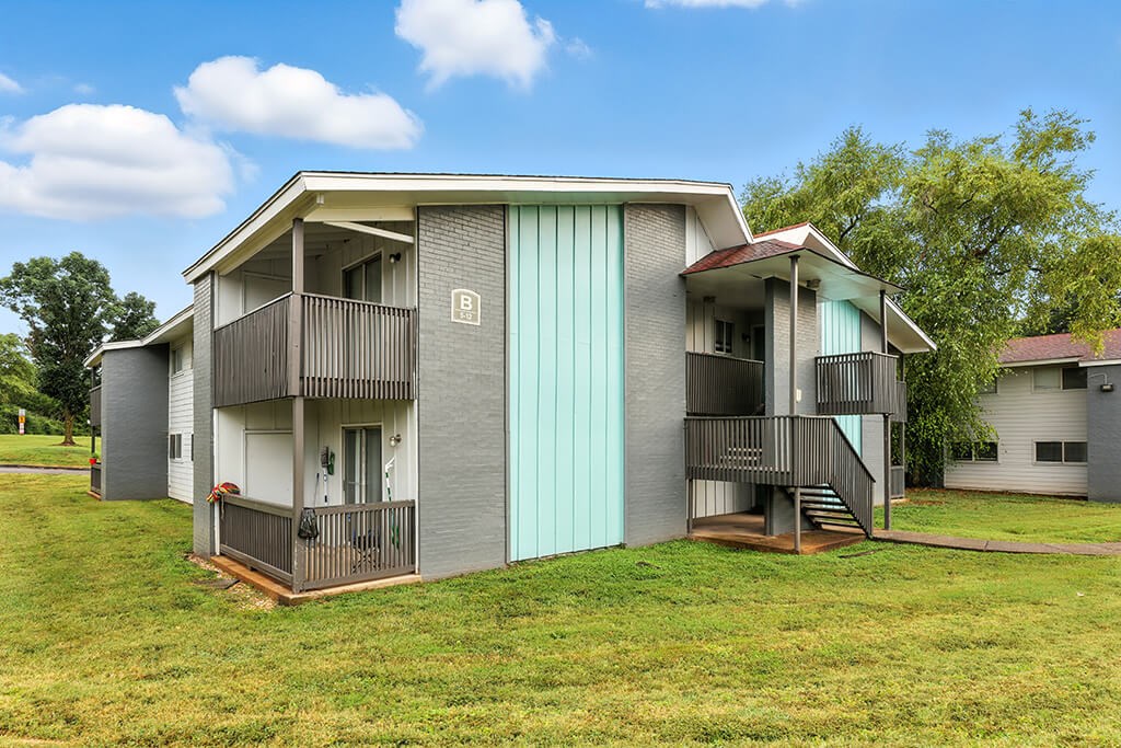 Exterior building at City Side Flats Apartments in Nashville TN