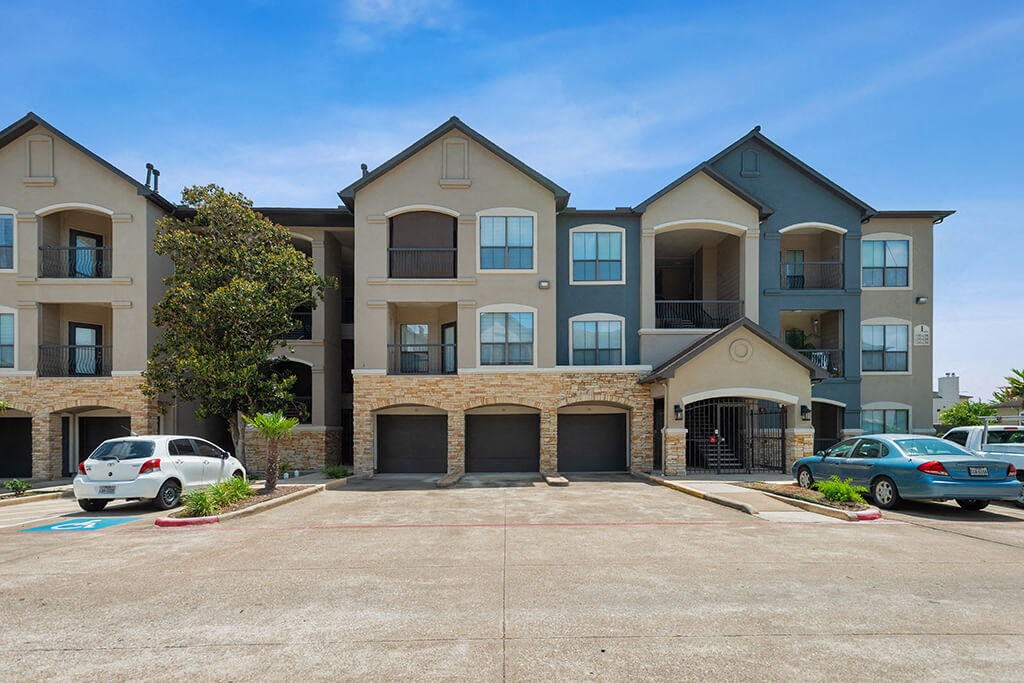 Exterior parking spaces at Parkway Senior Apartments in Pasadena TX