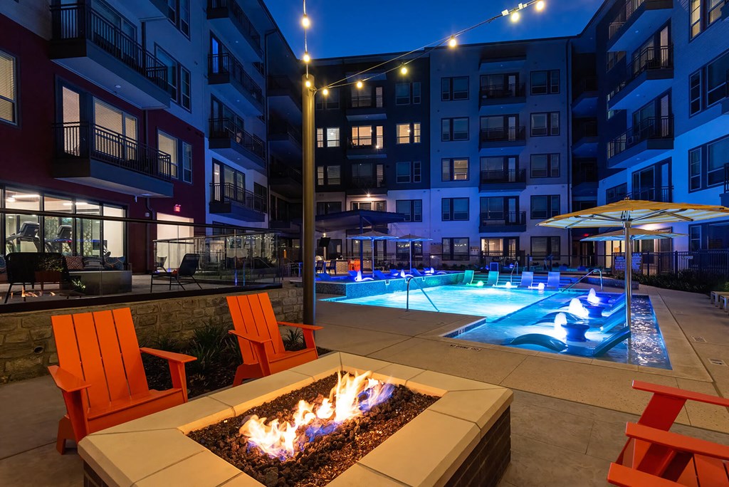 Fire pit and pool at Opal Legacy Central in Plano TX