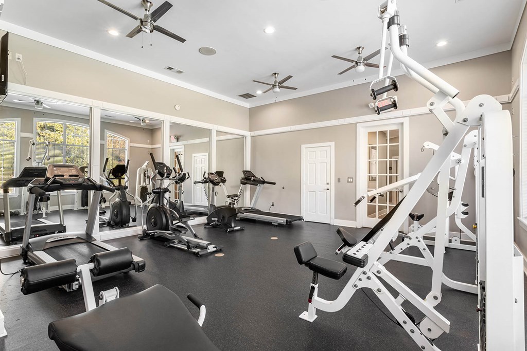 Fitness center weights at Longwood Vista Apartments in Atlanta GA