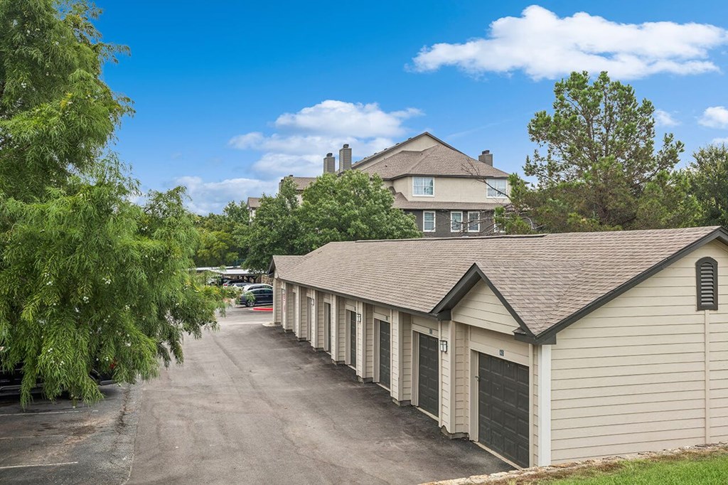 Parking Garages at Cypress View Villa Apartments in Weatherford TX