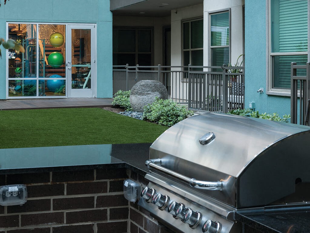 Grilling Station at Jada Legacy Central Apartments in Plano TX