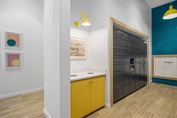 Hub by Amazon at GEO Apartment in Fremont CA - Photo Gallery 15