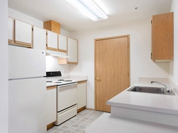 Kitchen cabinets at Boardwalk in Olympia WA - Photo Gallery 2