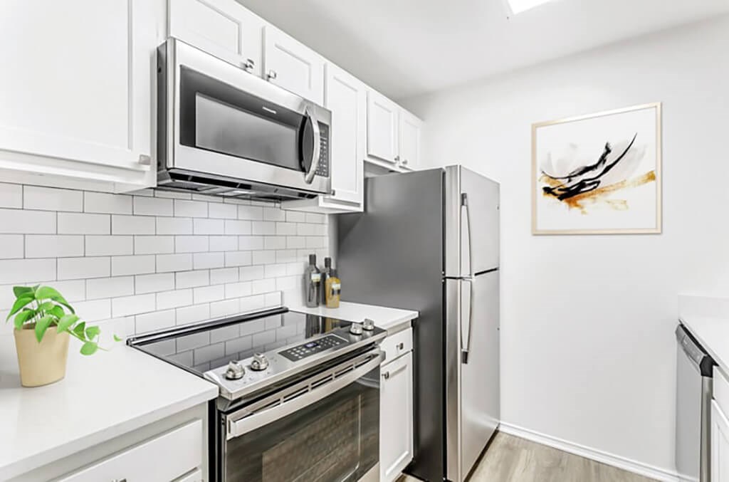 Kitchen microwave at Landmark at Wynton Pointe Apartment Homes in Nashville TN