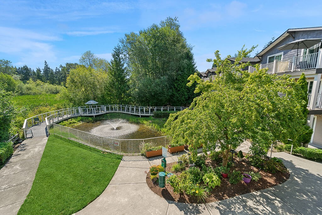 Landscaping at Woodlands at Forbes Lake Apartments in Kirkland WA