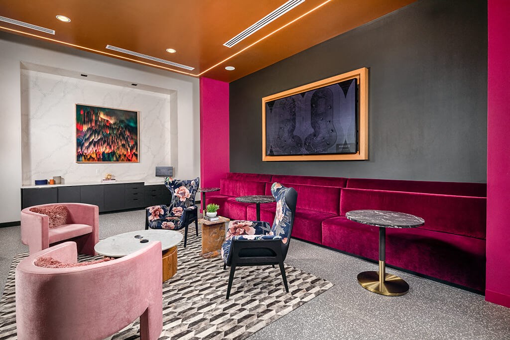 Leasing Ride Share Valet Seating at Chroma Apartment Homes in Canoga Park CA