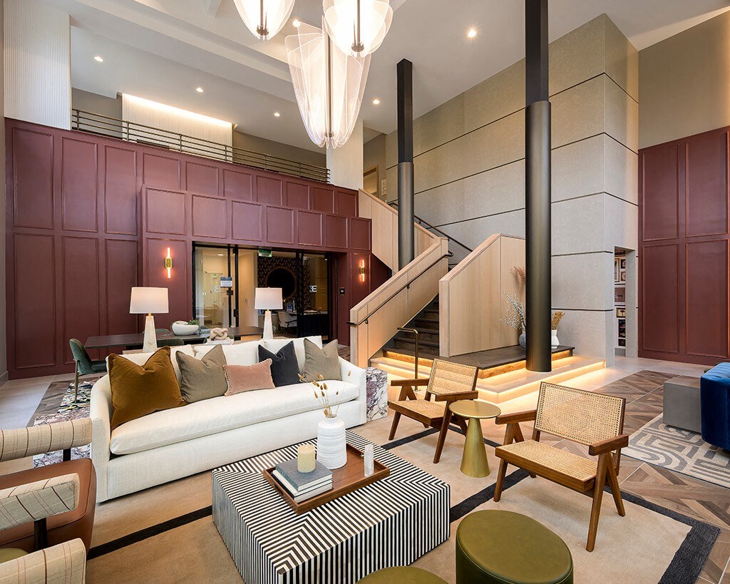 Leasing center lobby at 333 Ellington Apartments in Gaithersburg MD