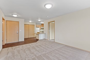 Living room at Washington Terrace in Seattle WA - Photo Gallery 3