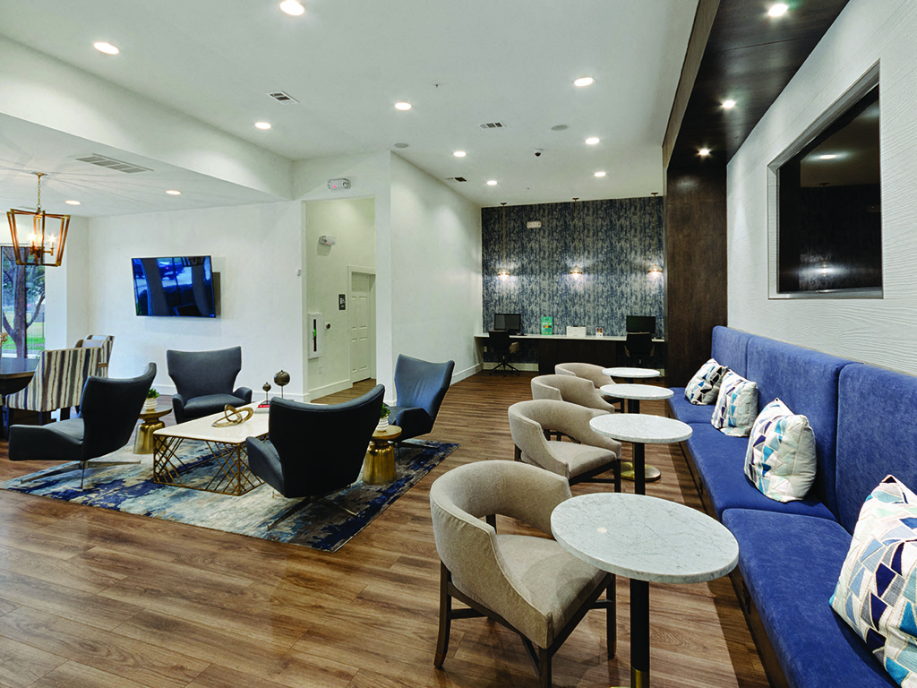 Lounge at Kensley Apartment Homes