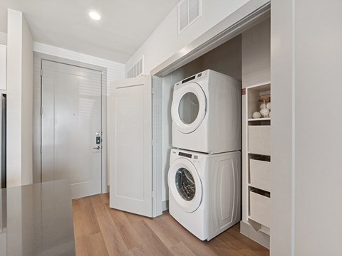 Model Geometric Design Package Washer and Dryer Heights at 1520 Apartments in Houston TX
