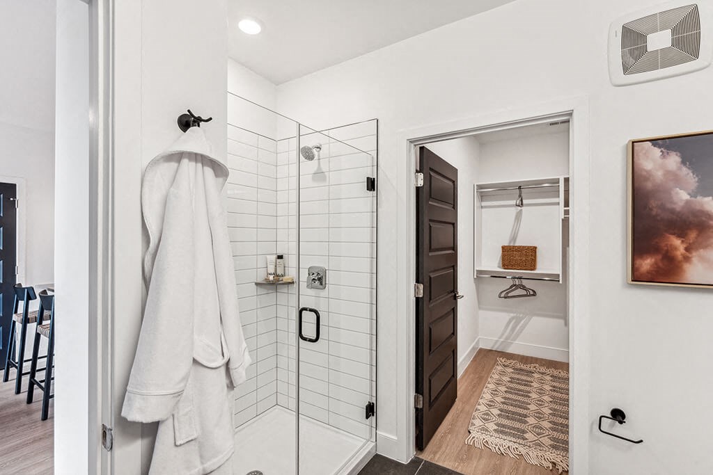 Glass enclosed shower at 333 Ellington Apartments in Gaithersburg MD